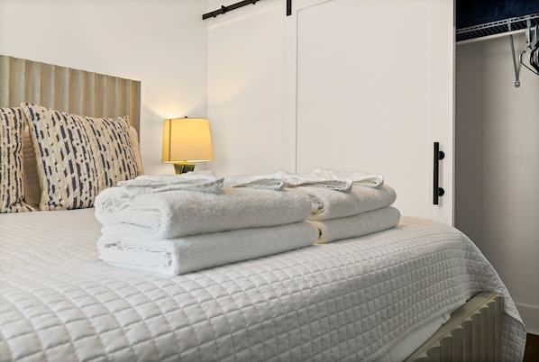 1 bedroom, iron/ironing board, free WiFi, bed sheets