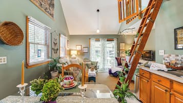 Apartment (1 Bedroom) | Interior