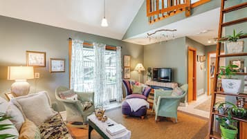 Apartment (1 Bedroom) | Interior