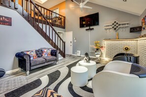 House (2 Bedrooms) | Interior