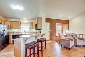 Interior - < 2 Mi to Granby Ranch: Home w/ Hot Tub & Decks! (Granby)