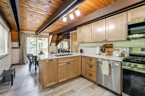 Sleek Blue Lake Springs Retreat w/ Deck & Yard!