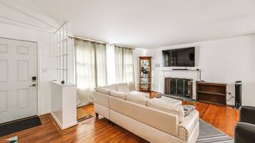 單棟房屋 (4 Bedrooms) | 內部