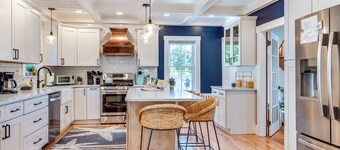 อ่างน้ำร้อนและเตาผิง: การพักผ่อนชายฝั่งในเมน