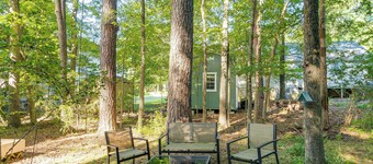 Carrboro Quaint! 2 Mi to Heart of Chapel Hill!