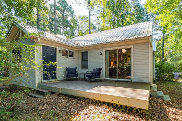 House (2 Bedrooms) | Front of property