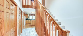 Furnished Deck, Black Hills View: 'lazy U' Retreat
