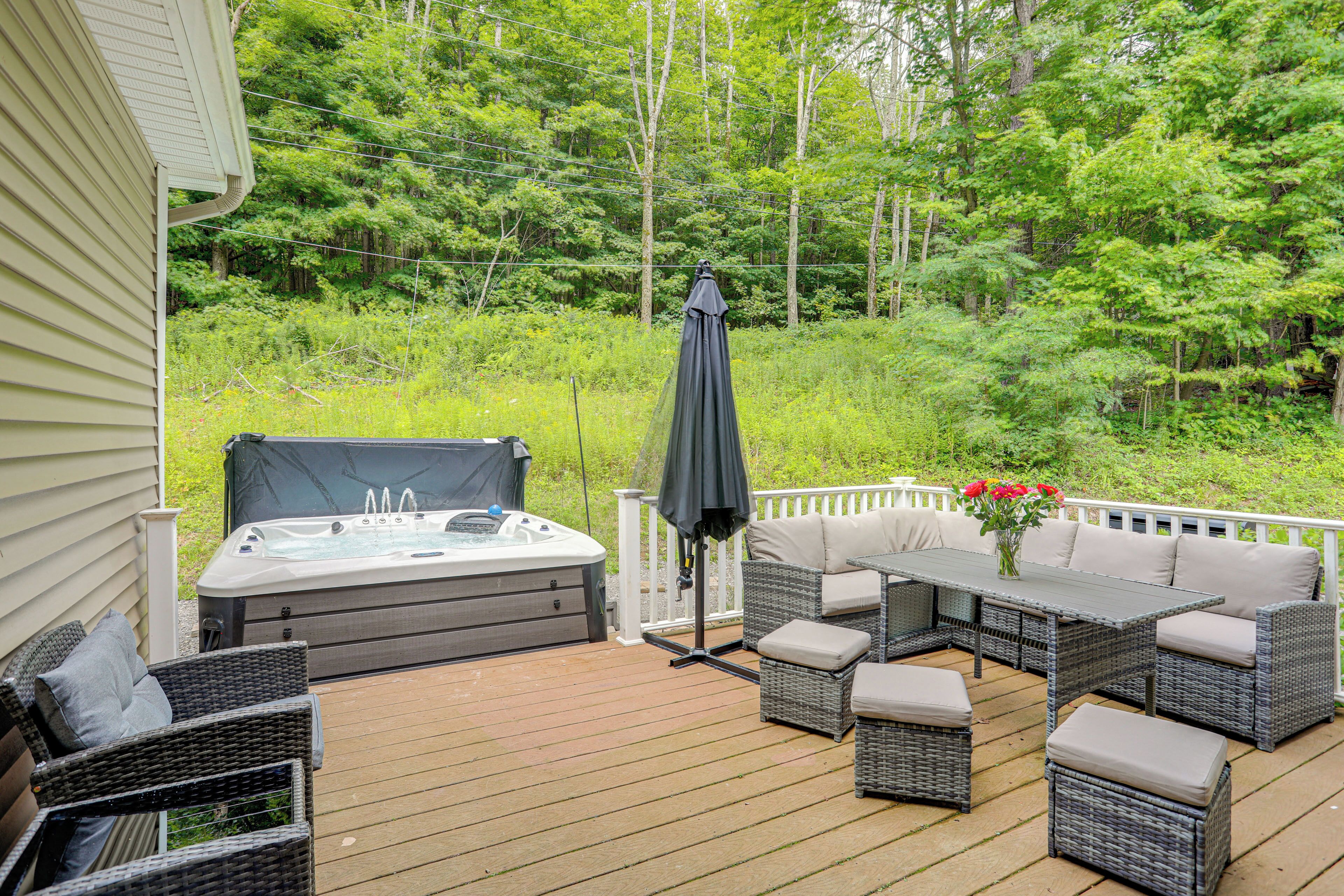 House (5 Bedrooms) | Interior