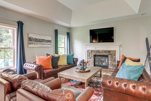 House (5 Bedrooms) | Front of property
