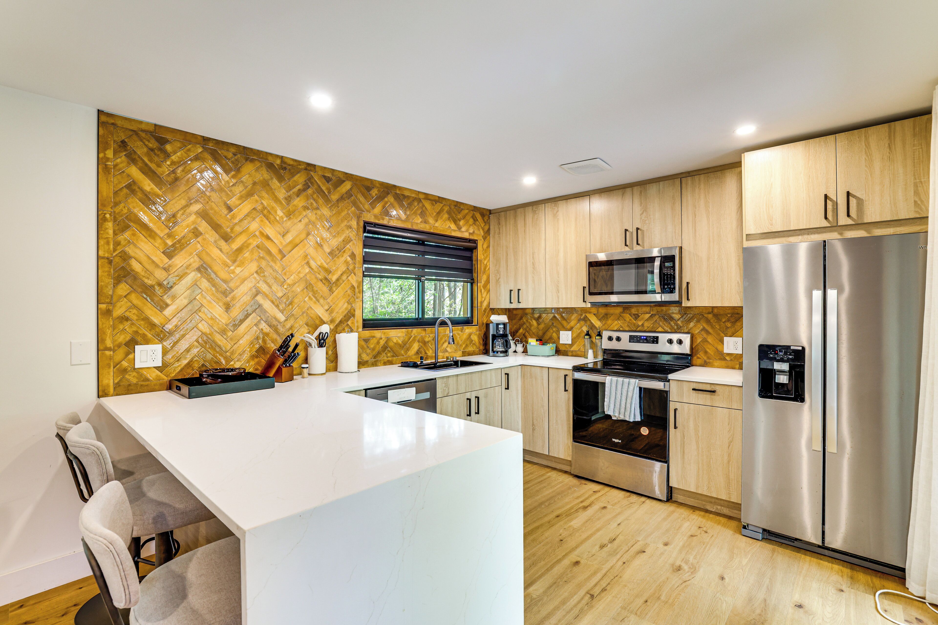 المنشأة من الداخل