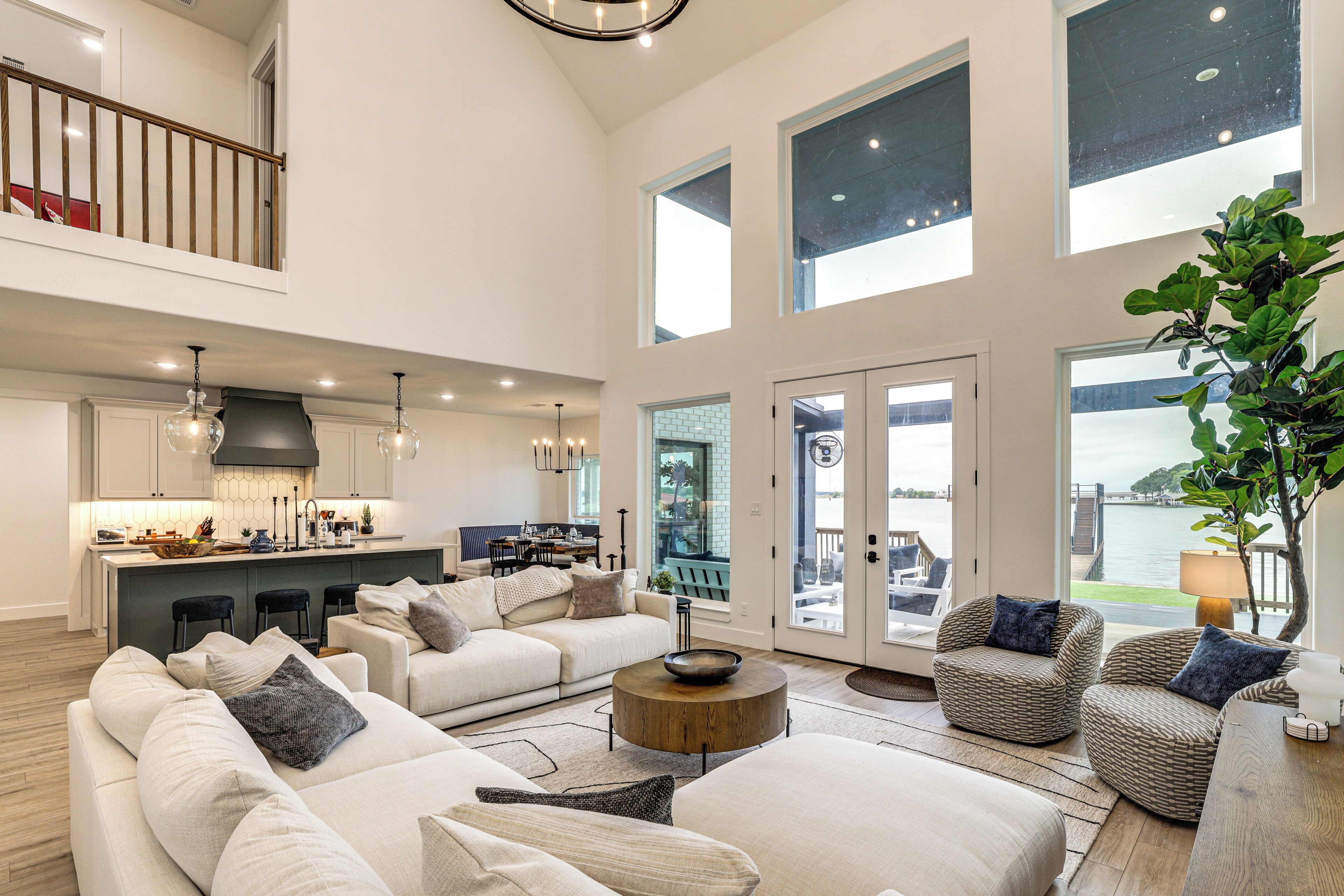 House (5 Bedrooms) | Front of property