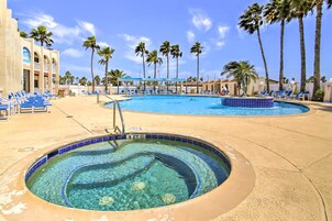 Casa (2 Bedrooms) | Interior