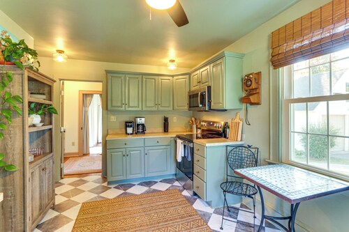 Walkable Location: Historic Home in Charles Town!