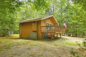 House (3 Bedrooms) | Interior - Walk to Water: Outdoor Gem w/ Bunkhouse in Madison (Madison)