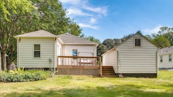 House (2 Bedrooms) | Front of property