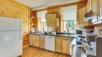 Rumah (4 Bedrooms) | Interior