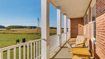 Nhà (4 Bedrooms) | Mặt tiền nơi lưu trú