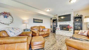 House (2 Bedrooms) | Front of property
