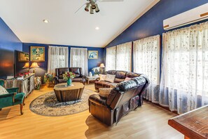 House (3 Bedrooms) | Interior - Family-friendly Home w/ Furnish Patio in Crystal! (Island Falls)