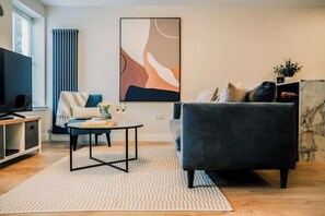 Unclassified image, 2 of 54, button - Modern 2 bedroom apartment with free parking (Edinburgh)