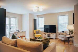 Unclassified image, 3 of 66, button