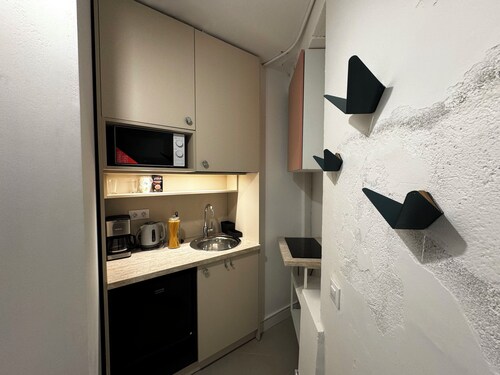 Apartment in Madrid center, 5 minutes from Atocha, museums and Puerta del Sol.