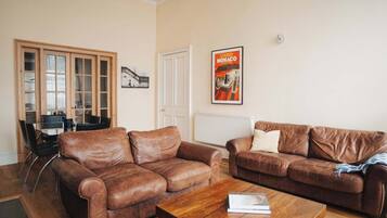 TV, DVD player, offices