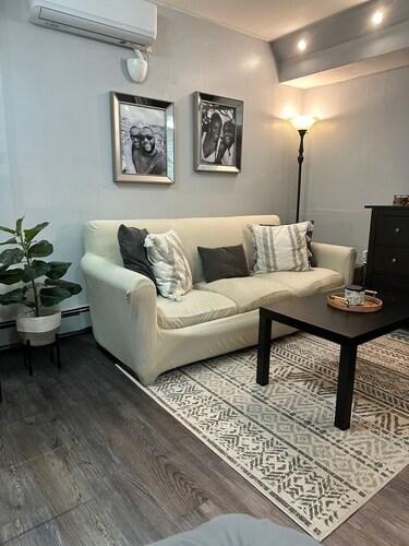 Tranquil studio with AC in friendly Bronx neighborhood