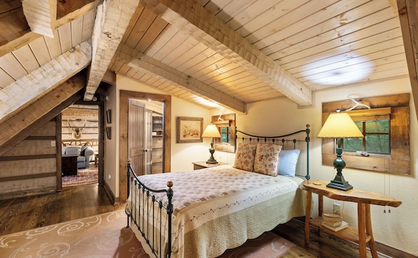 3 chambres, fer et planche à repasser, Wi-Fi gratuit, draps fournis