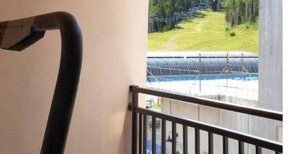 Lift 1 Lookout - New Property! - WiFi - Ski Locker - Mountain Views - Shops - Re