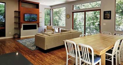 Modern Hideaway in the Redwoods
