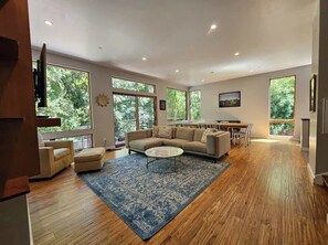 TV, fireplace, offices