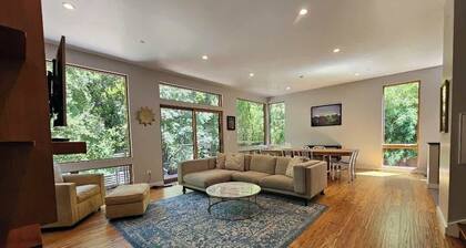 Modern Hideaway in the Redwoods