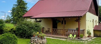 Gemütliches Landhaus mit Kirchenblick & frischen Frühstückseiern