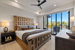 3 bedrooms, free WiFi, bed sheets - Frisco Flats Condo - Mountain Views, Private Hot Tub, Downtown! (Frisco)