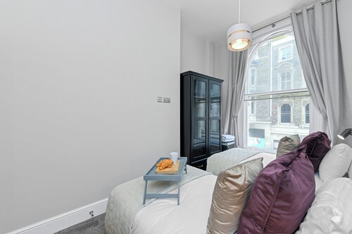 Market Street Apartment 3A Flat 1