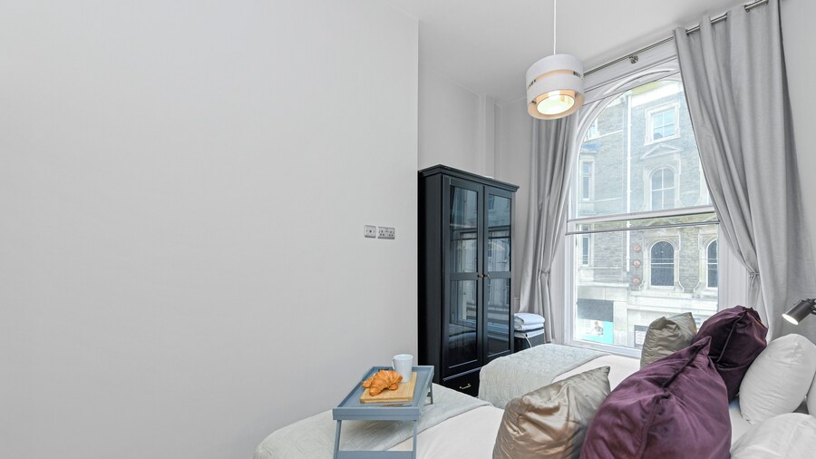 Market Street Apartment 3A Flat 1