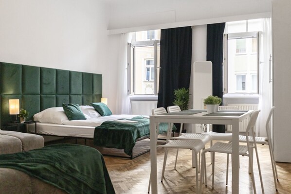 1 bedroom, WiFi, bed sheets
