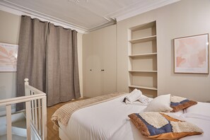 Apartamento | 1 quarto, ferros/tábuas de passar roupa, roupa de cama