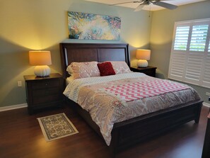 2 bedrooms, iron/ironing board, Internet, bed sheets