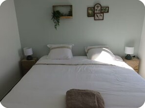 5 bedrooms, WiFi - Superb atypical mas with swimming pool (Laval pradel)