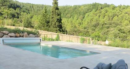 superbe mas atypique avec piscine