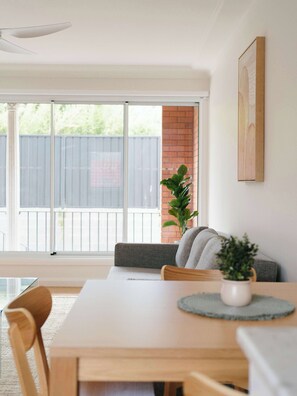 تناول الطعام