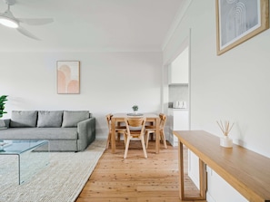 تلفزيون، مكتب