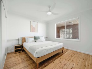 1 غرفة نوم ومكتب ومكواة/لوح كي وواي فاي