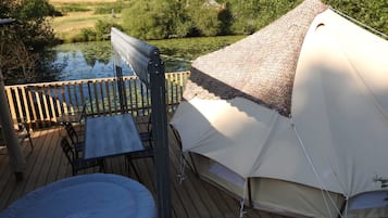 Classic Tent, Balcony, Lake View