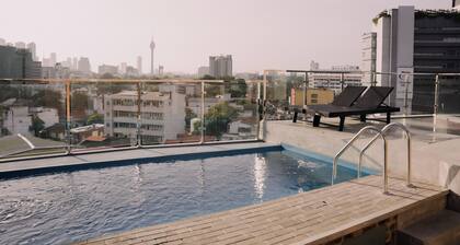 Trillium Boutique Express Hotel