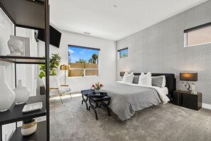 3 habitaciones, tabla de planchar con plancha, wifi y ropa de cama 