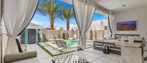 Terrace/patio