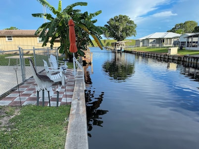 Lake Okeechobee Hideout - On the water